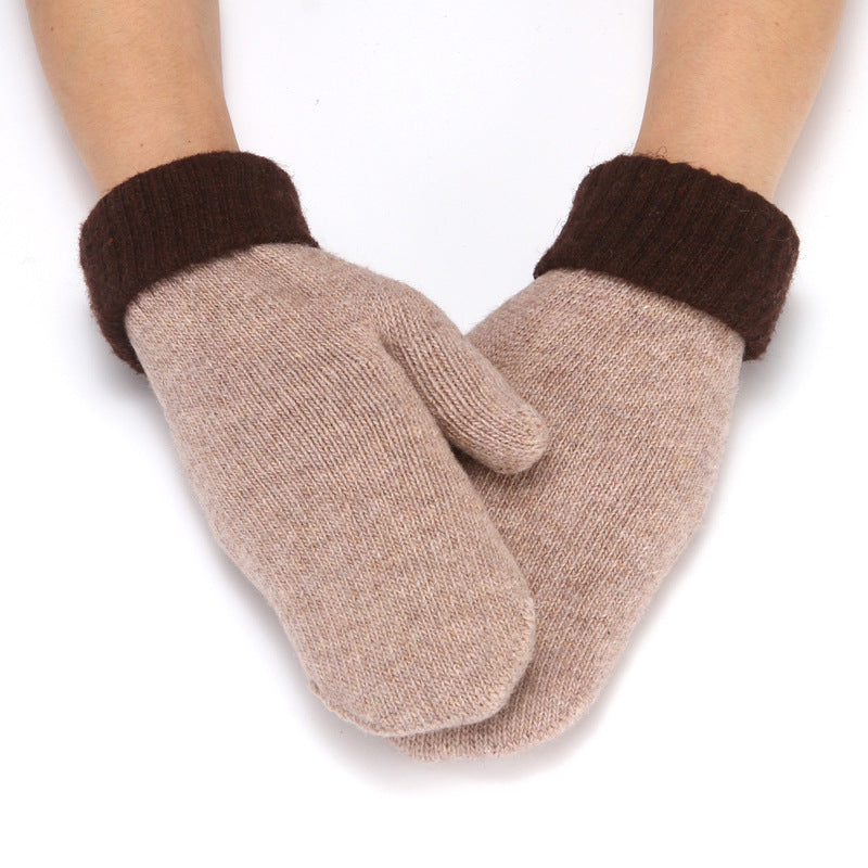 Bicolor Knitted Mitten