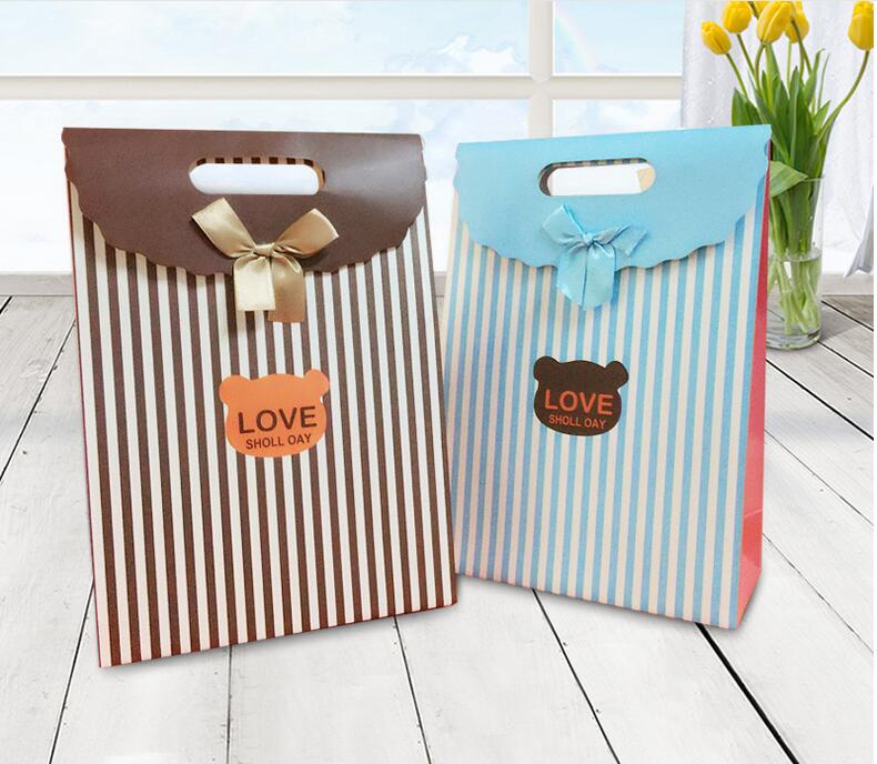 Sac cadeau en papier personnalisé 