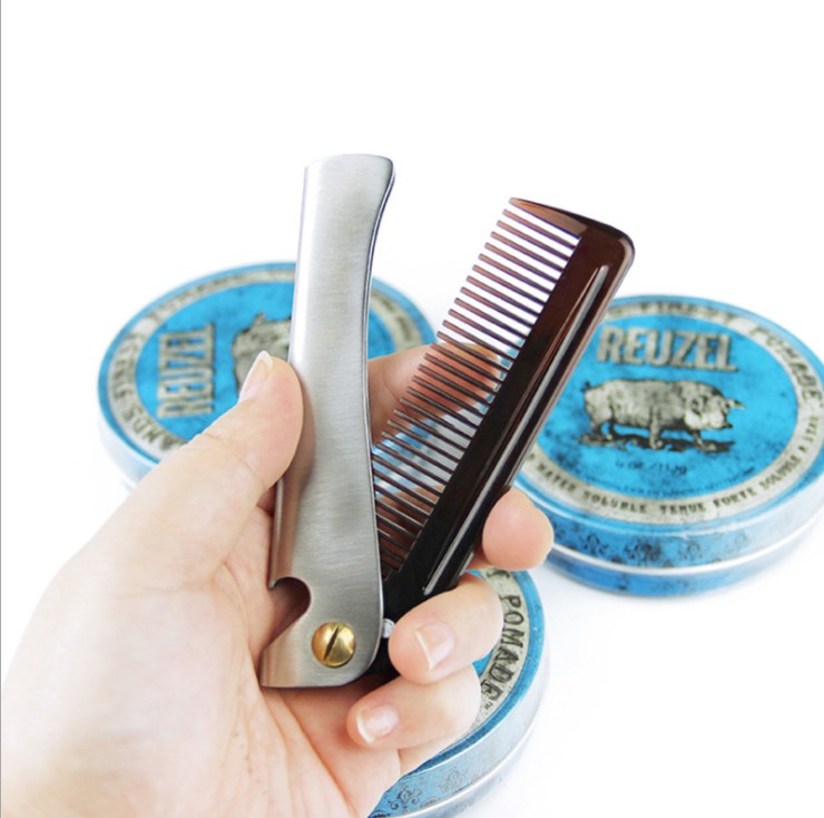 Peigne pour homme avec ouvre-boîte 