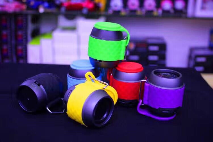 Enceinte Bluetooth Cube sans fil 