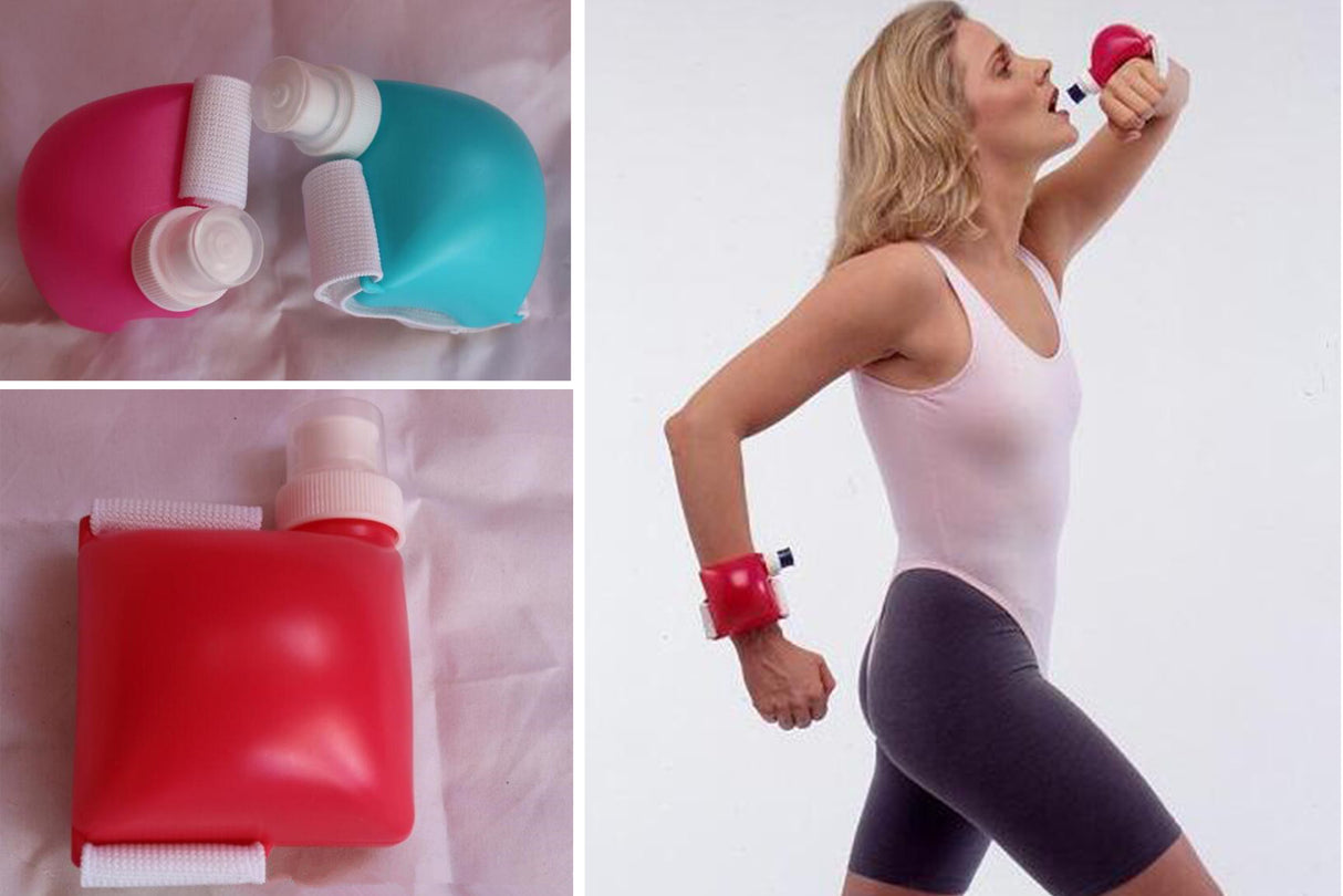 Bouteille d'eau de sport au poignet 