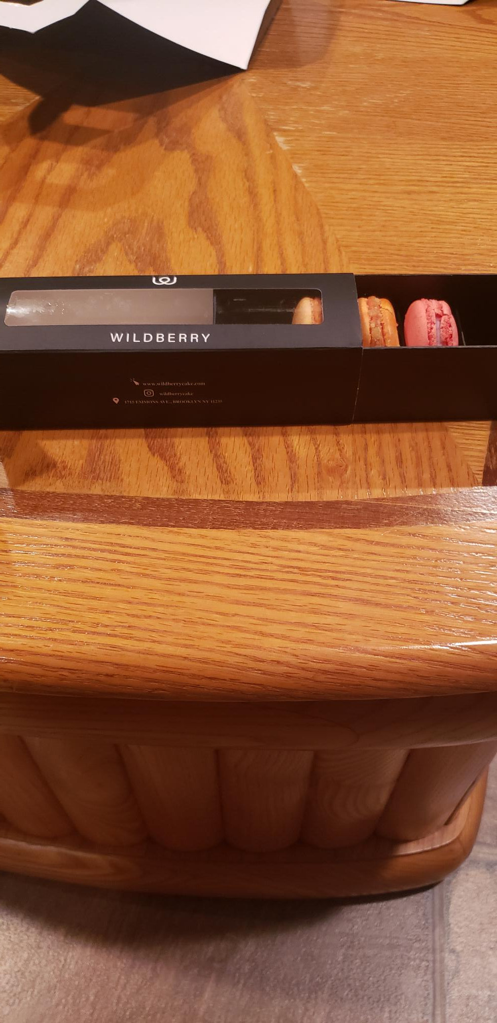 Boîte à macarons avec fenêtre transparente et 6 compartiments 