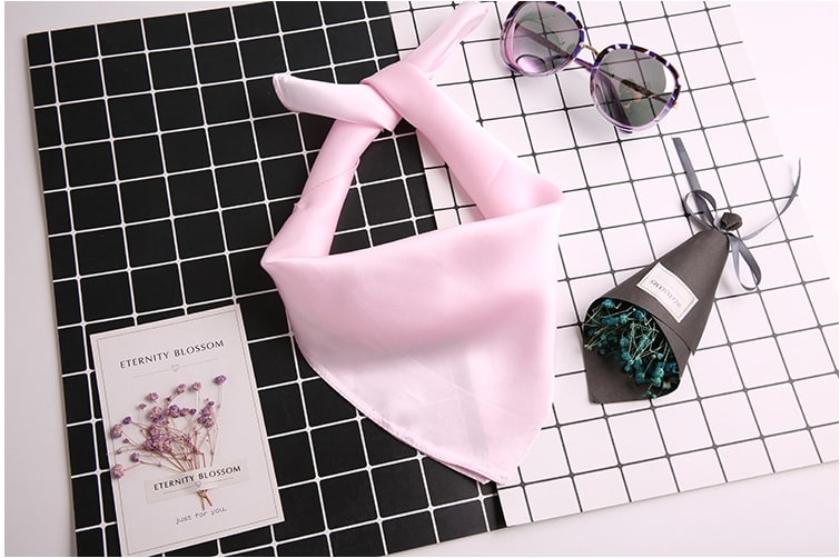 Foulard en soie à impression personnalisée 