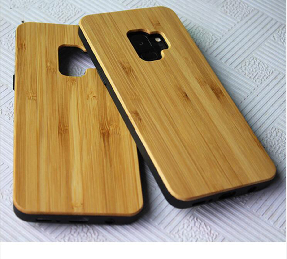 Étui en bois de bambou avec bords en TPU 
