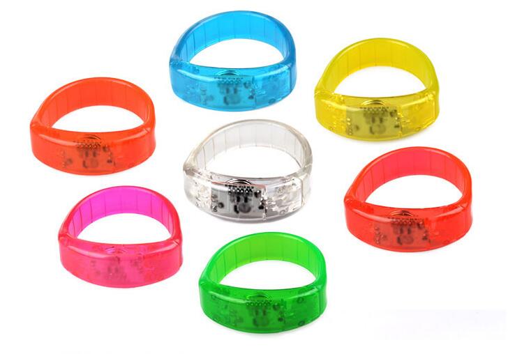 Bracelet activé par le mouvement 