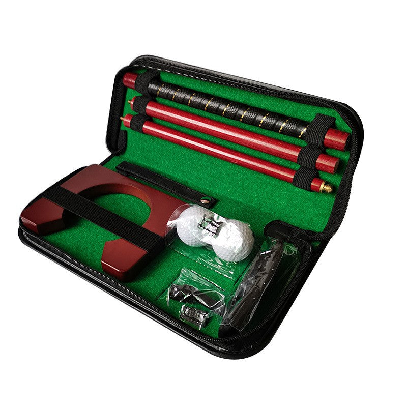 Ensemble de clubs de golf en acajou 