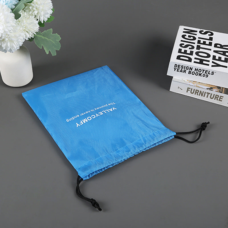 Sac en polyester avec cordon de serrage 