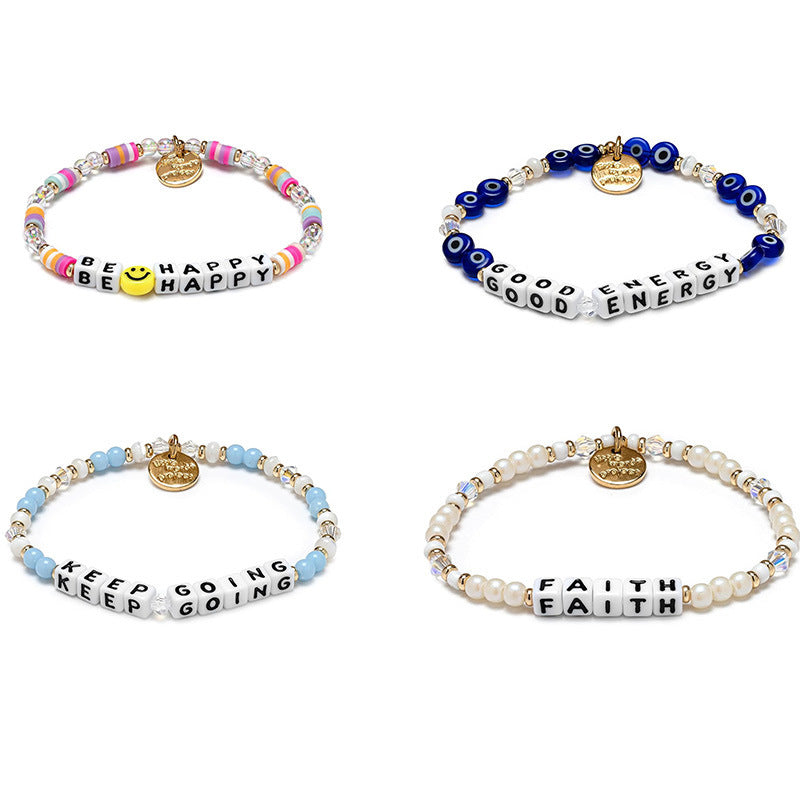 Bracelet de perles avec breloque 