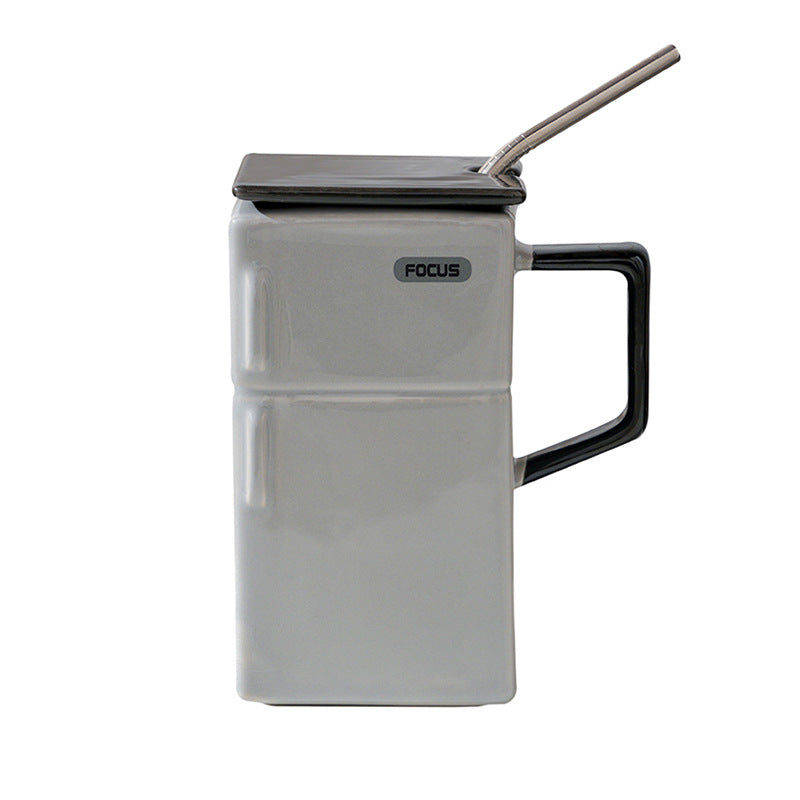 Tasse en céramique en forme de réfrigérateur 