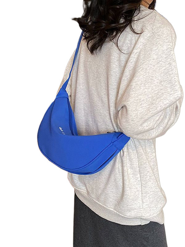 Sac en nylon en forme de croissant 